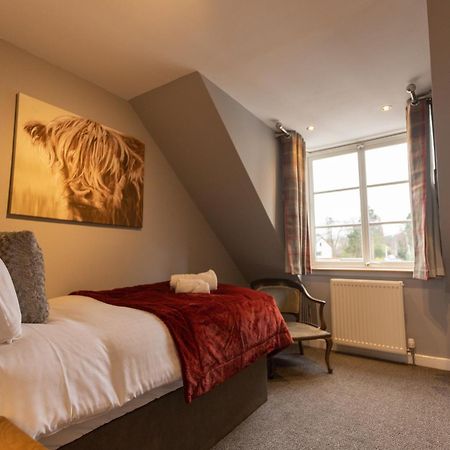 The Tower Gastro Pub & Apartments Crieff Bagian luar foto