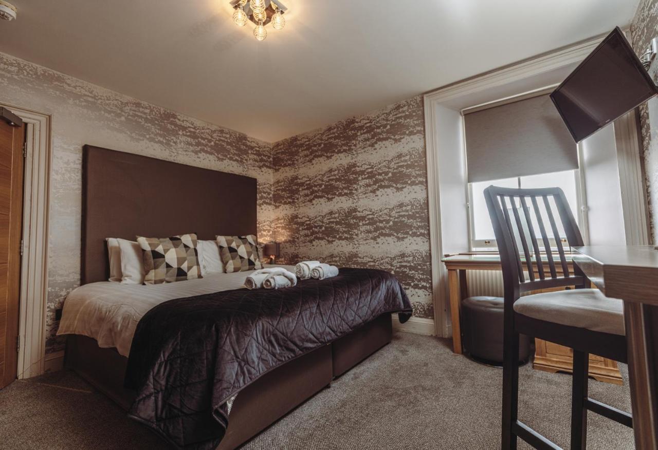 The Tower Gastro Pub & Apartments Crieff Ruang foto